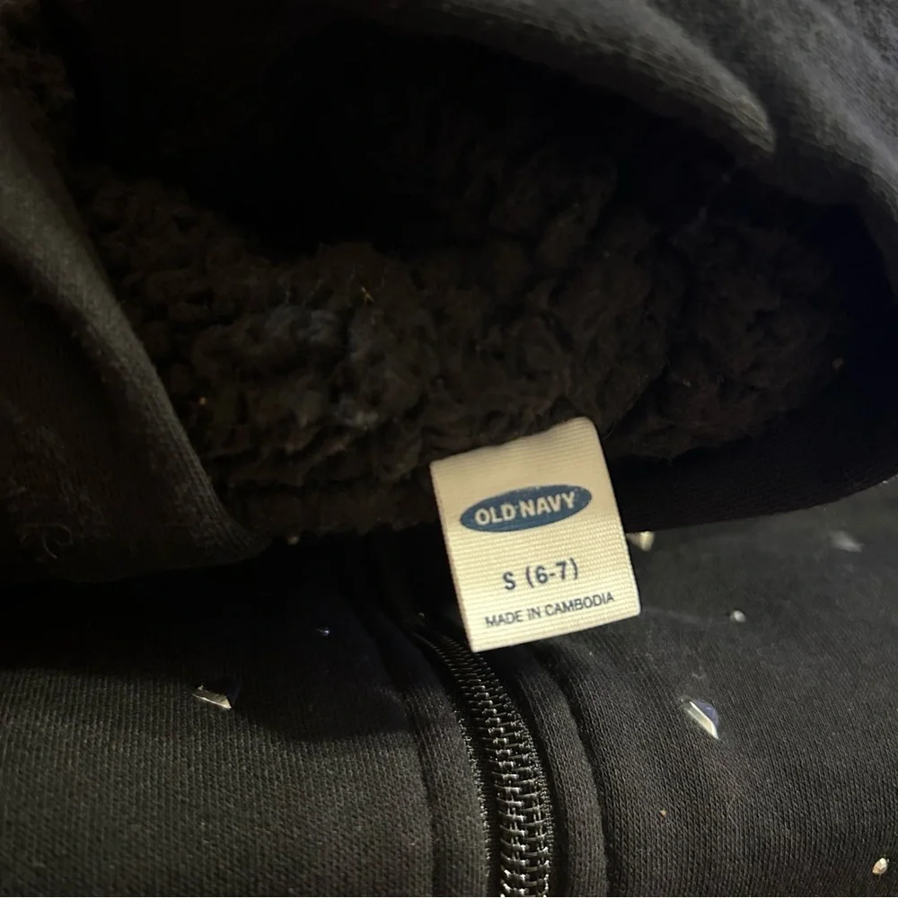 Old Navy Girls Sherpa Lined Full‎ Zip Hoodie Small 6-7 Black with Silver Hearts
